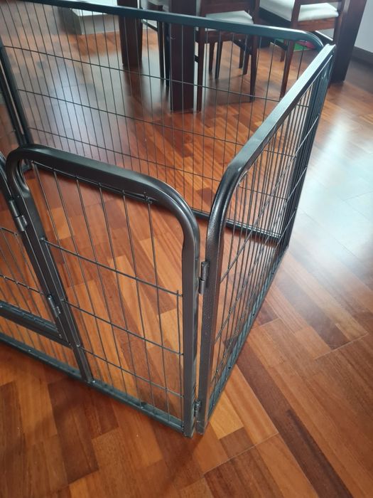 Metalowy solidny kojec dla psa