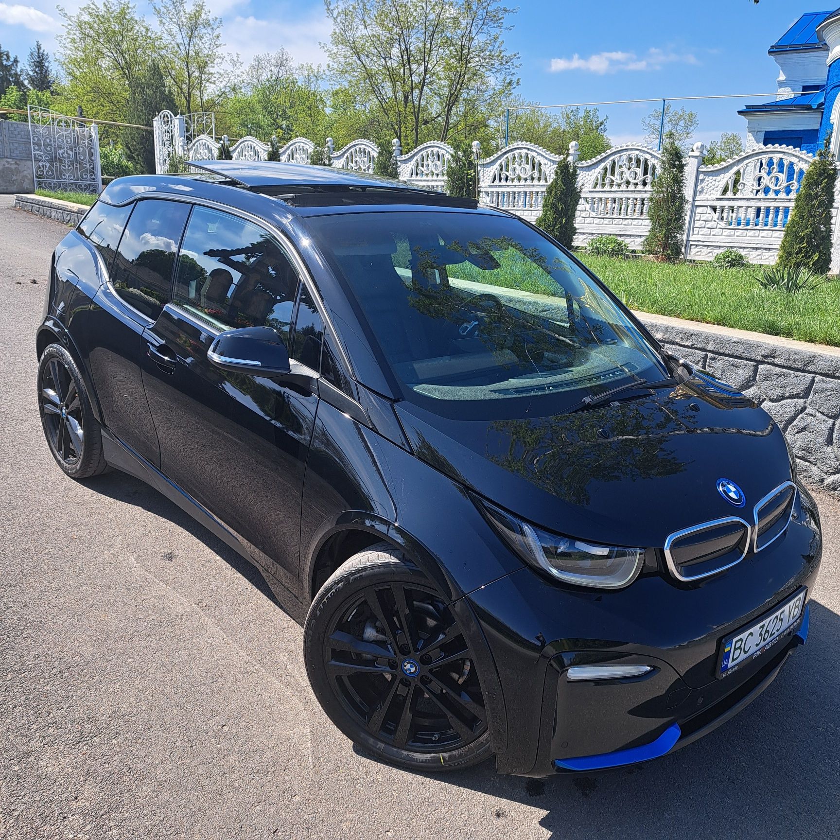 Продам Bmw i3s 33kWt