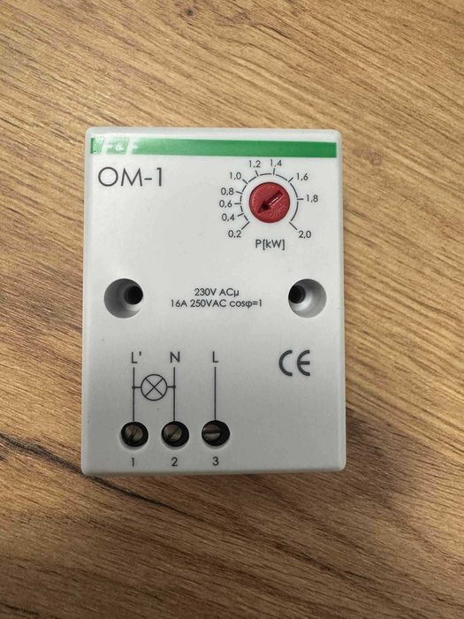 Ogranicznik mocy OM-1