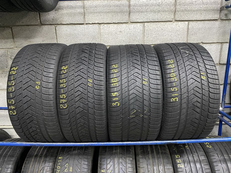 Різноширокі шини 275/35R22 i 315/30R22 PIRELLI