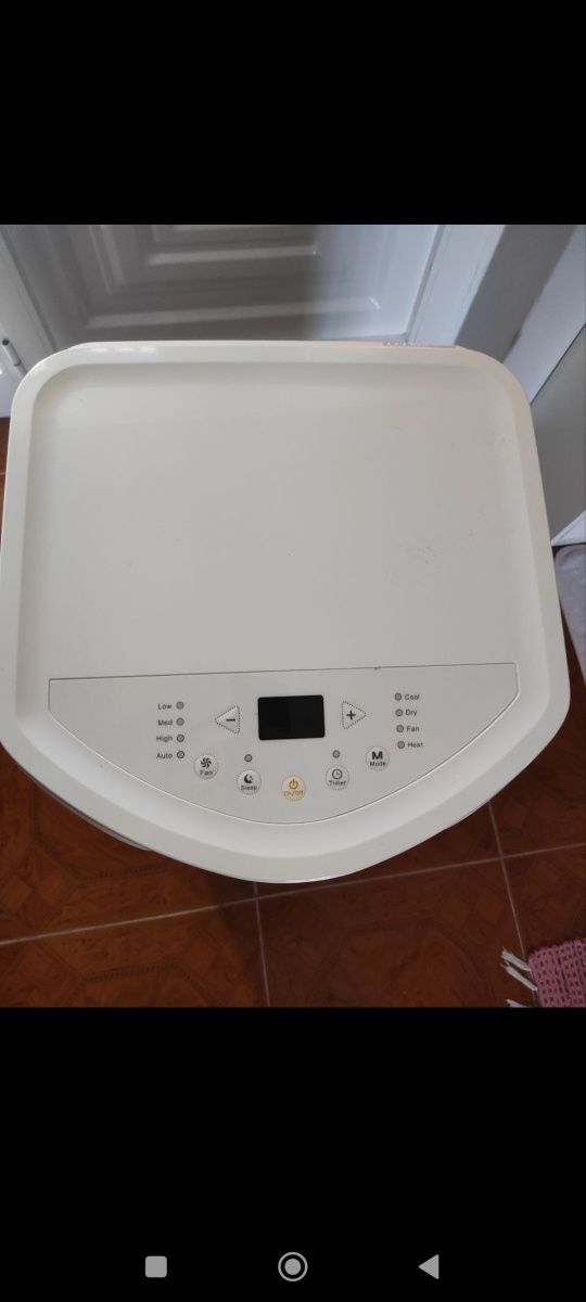 Vendo ar condicionado com aquecimento e desumidificador