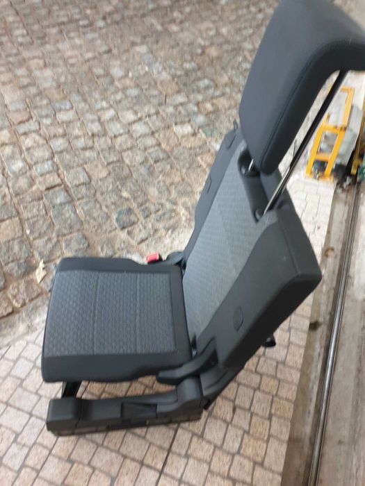 Bancos de trás - Ford tourneo ano 2022