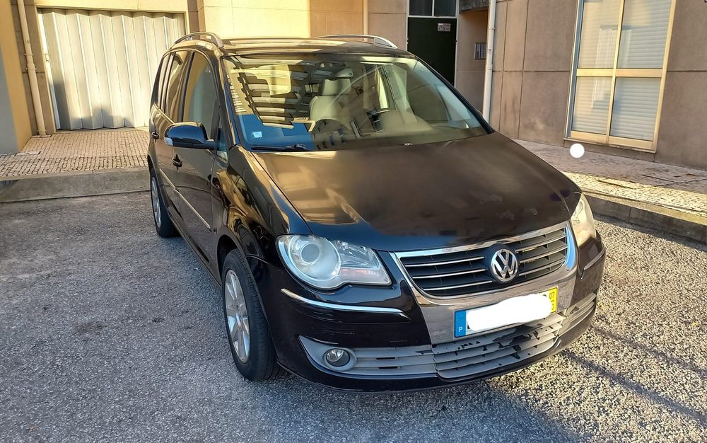 VW Touran 1.9 TDI Highline 7 Lugares