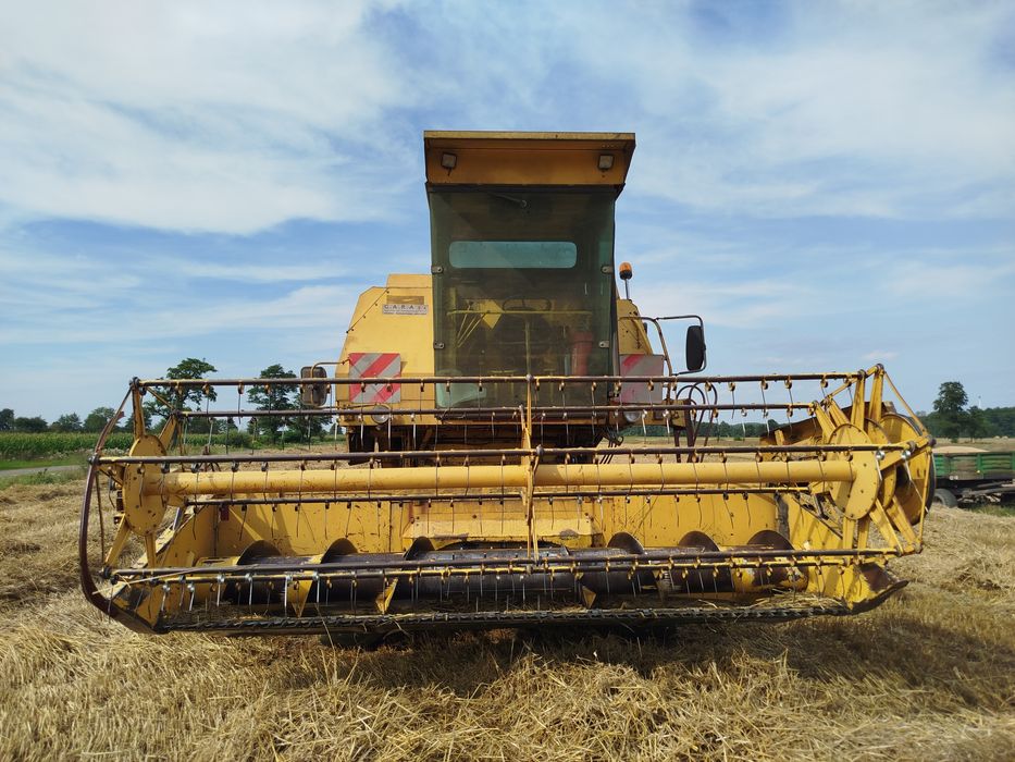 Kombajn New Holland 8055
