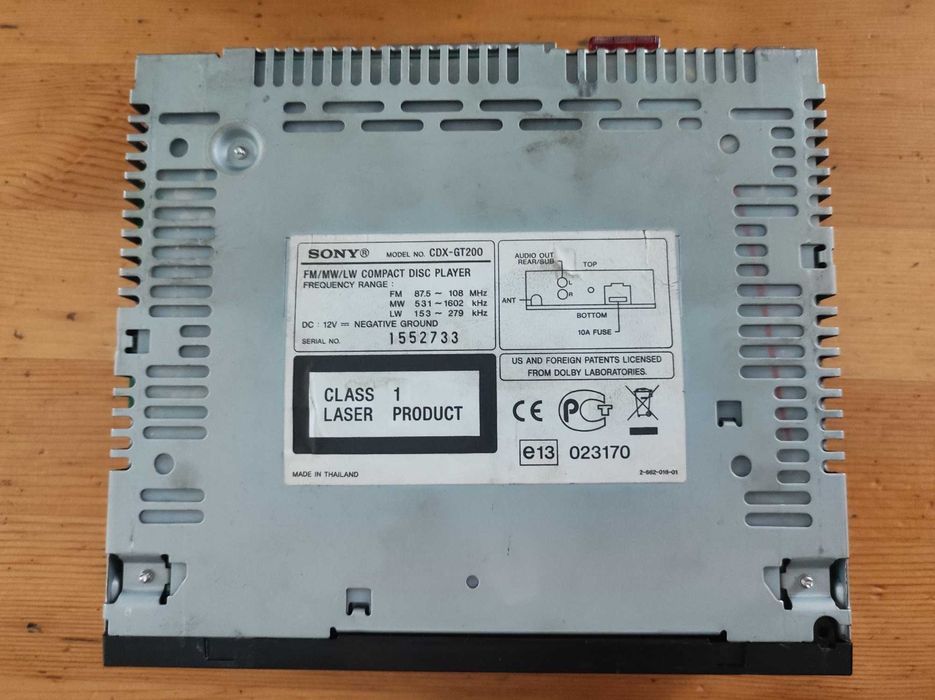 Radioodtwarzacz radio SONY CDX-GT200 4 x 50W CD/MP3/WMA/FM/AUX/RDS