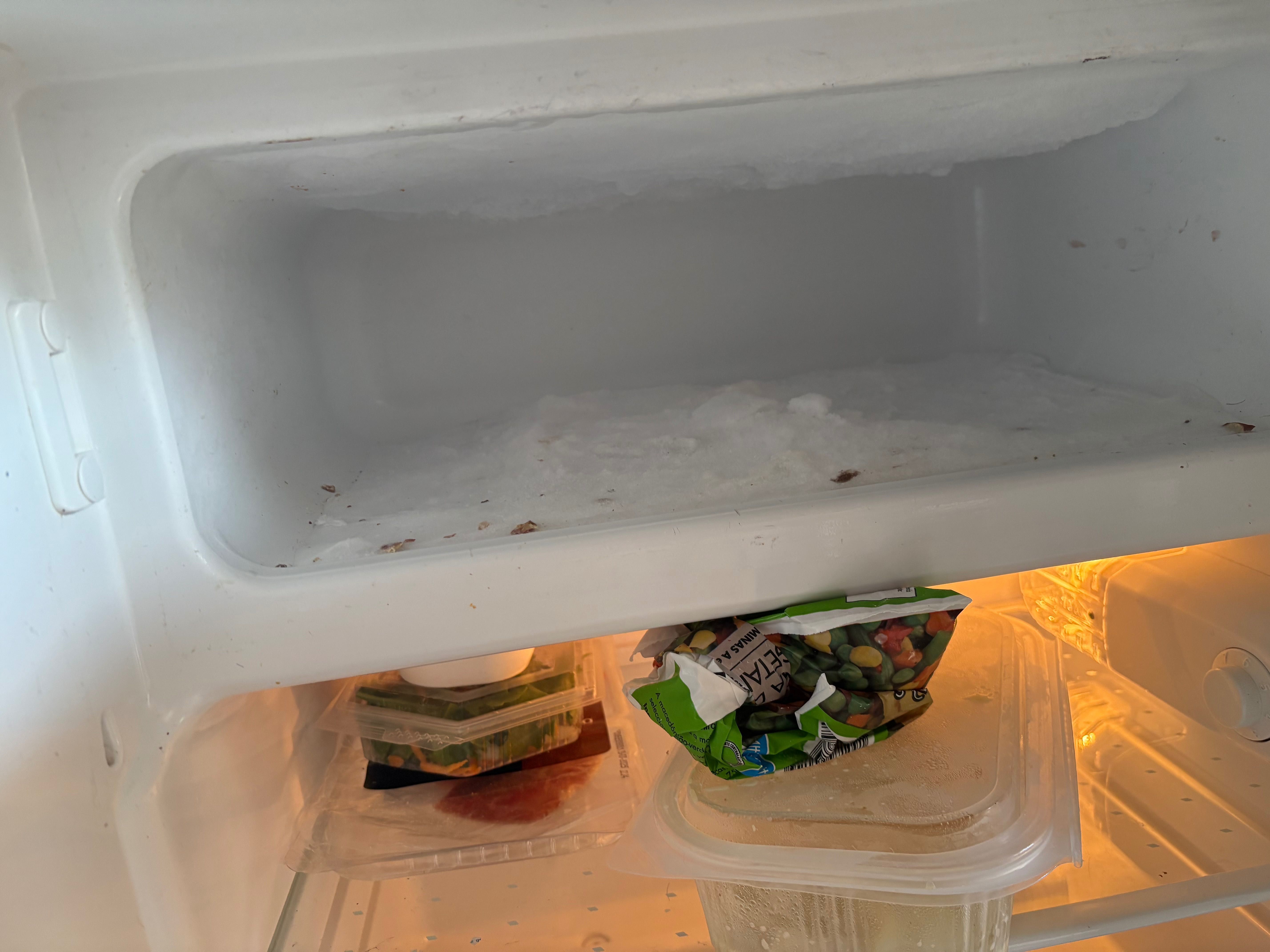 Frigorífico super novo