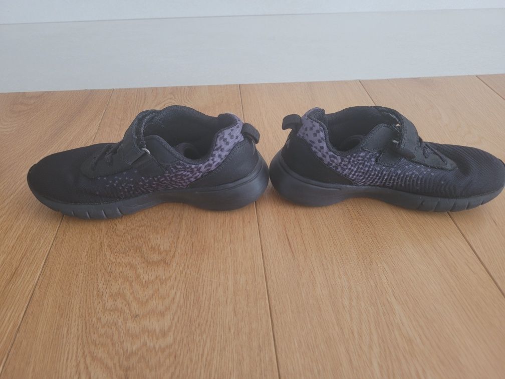 Martens czarne adidasy 33