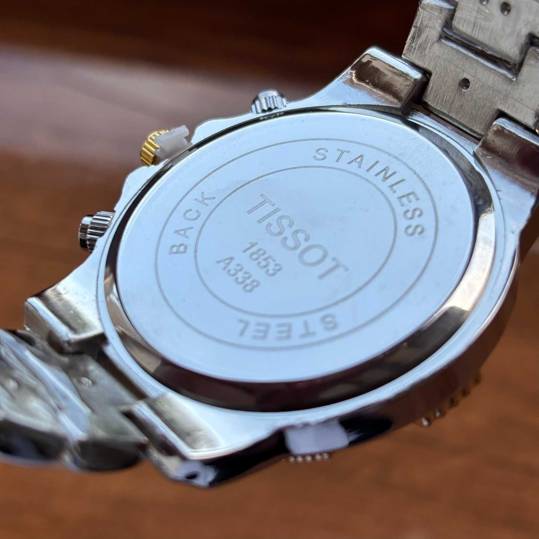 Чоловічий годинник Tissot на браслеті комбінованого кольору з датою