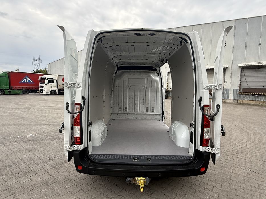 Wynajem Opla Movano Klimatyzacja, Nawigacja, Hak | Od 150 zł/dobę!
