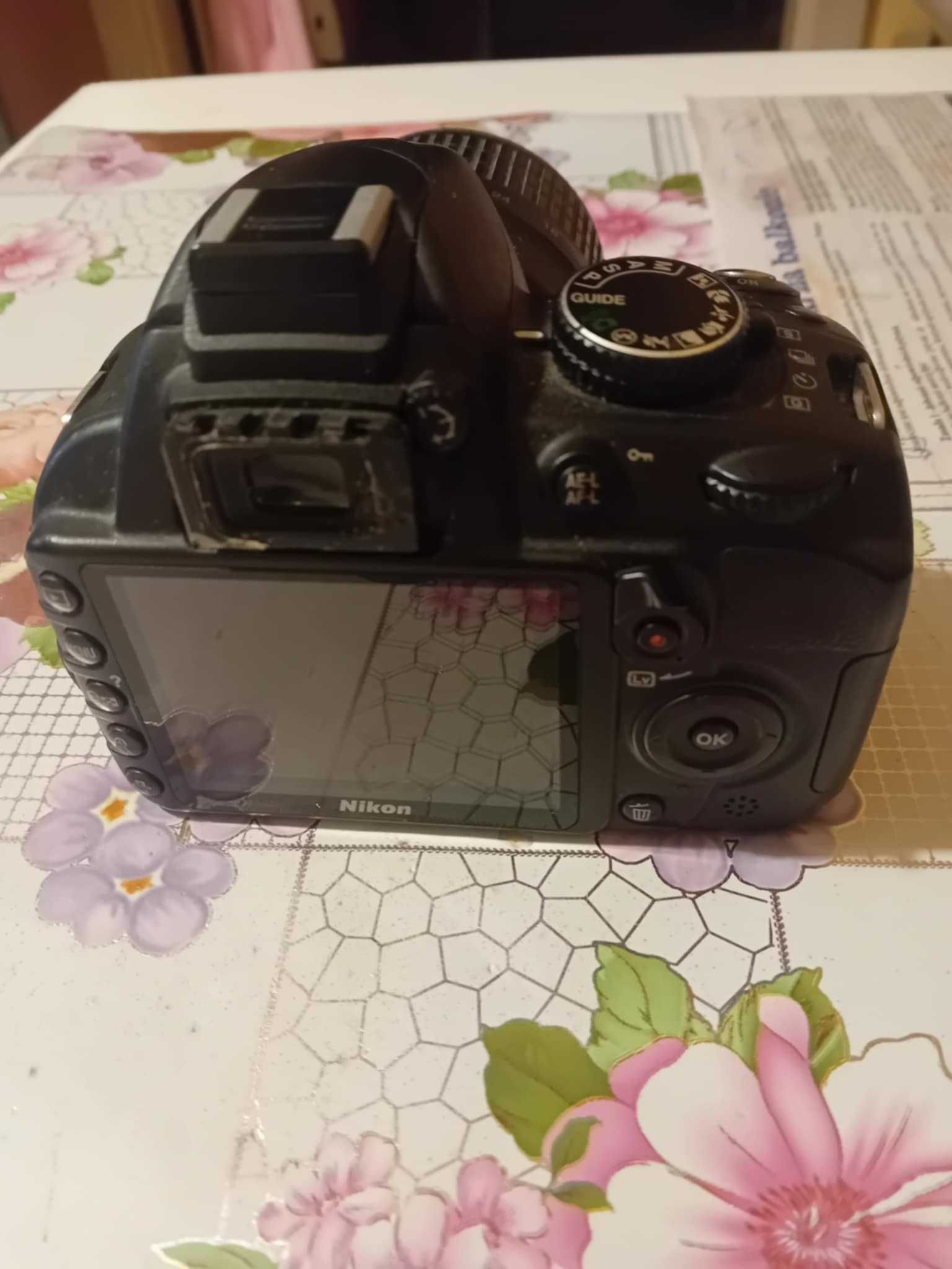 Nikon D3100 + obiektyw i ładowarka