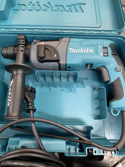 Martelo Ligeiro 22 mm Makita HR2230