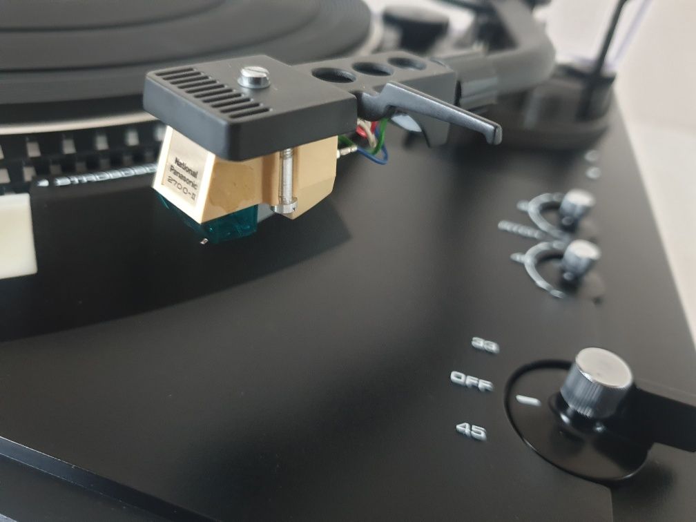 Technics SL-2000 Gramofon z napędem bezpośrednim-stan kolekcjonerski