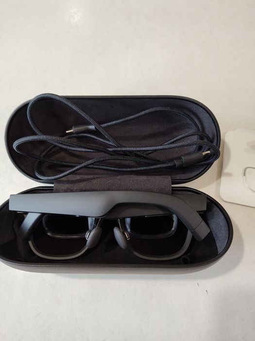 Окуляри віртуальної реальності XREAL Air 2