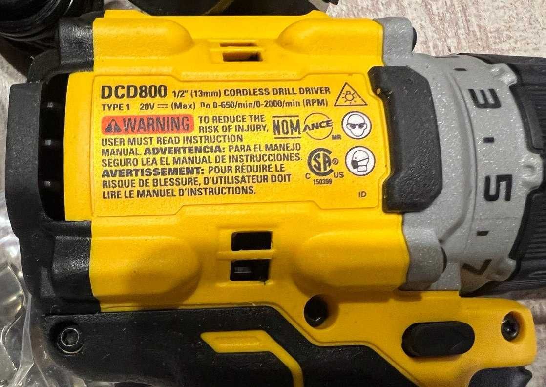 Набір безщіткового імпакта і шурупокрута Dewalt DCK2051D2 20Vmax з США