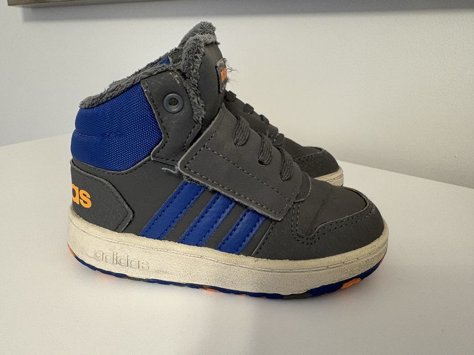 Trzewiki, buty Adidas rozmiar 24