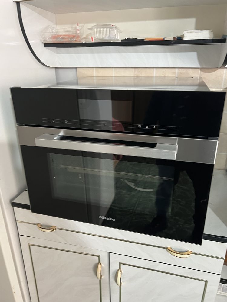 Пароковентомат,духовка пароварка Miele Dgc 7845 нова!