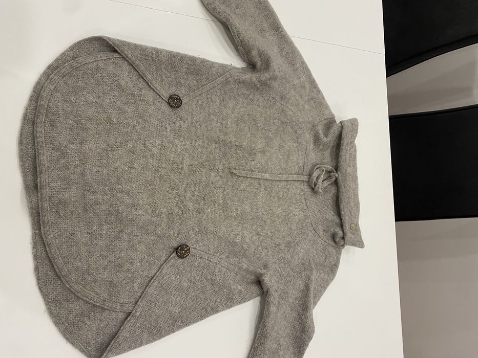 Camisola cinzenta quentinha