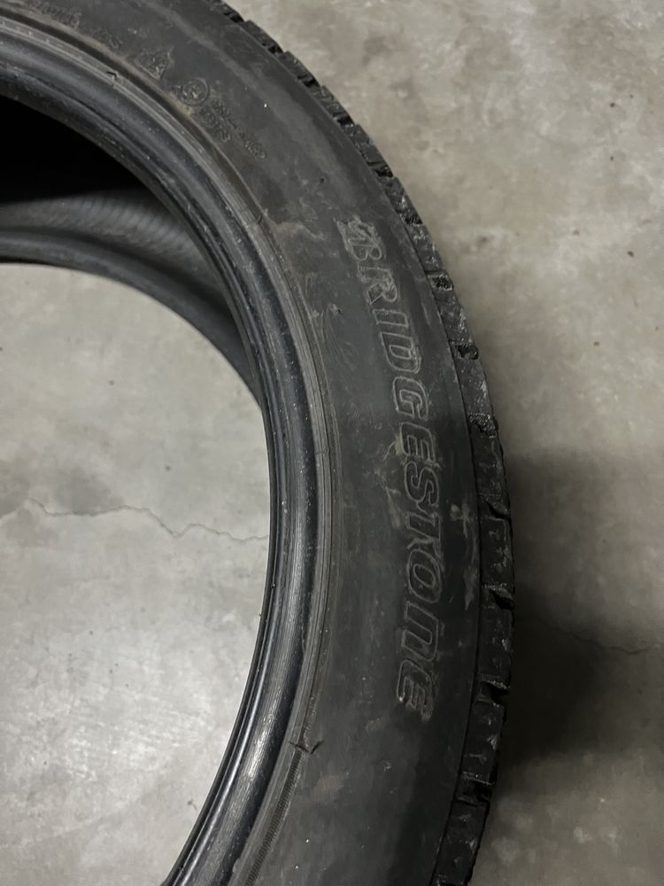 Продам Bridgestone Blizak ICE 255/40R19