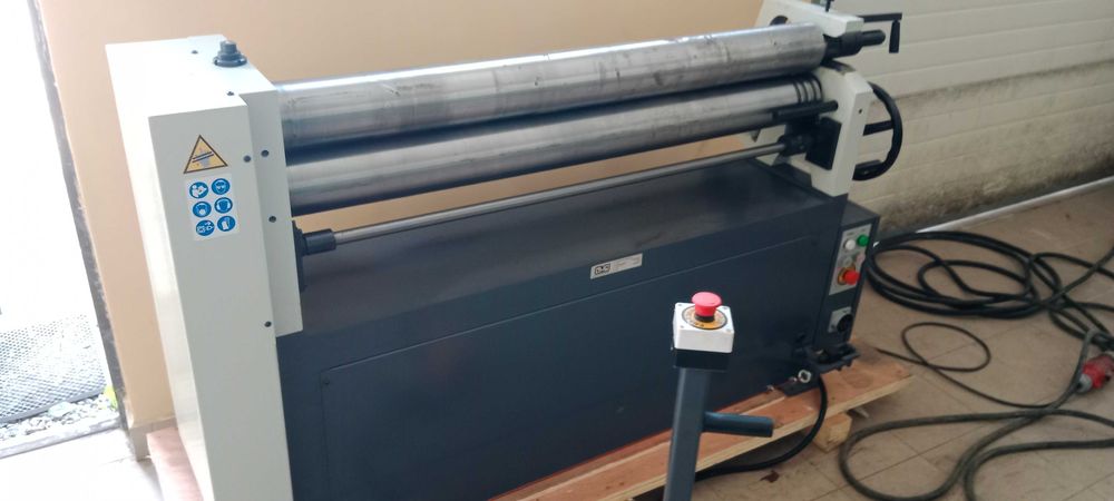 usługi blacharskie gięcie walcowanie, cięcie blachy czarnej.