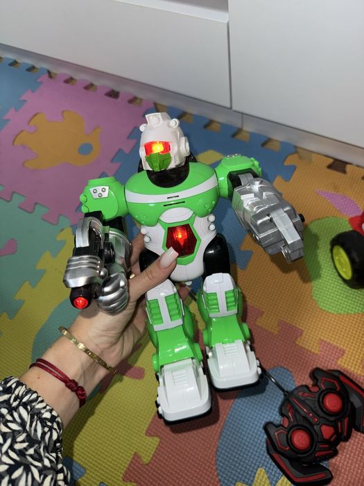 Робот інтерактивний крейзи трактор танцюючий на радіо керуванні