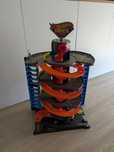 Hot wheels mega garage pista garagem ultimate