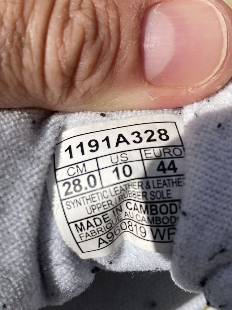 Sapatilhas /tenis 44 asics