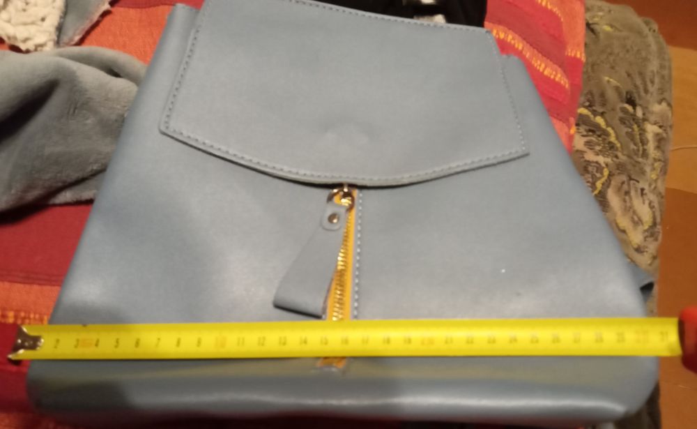 Рюкзак  сумка  четыре  штуки