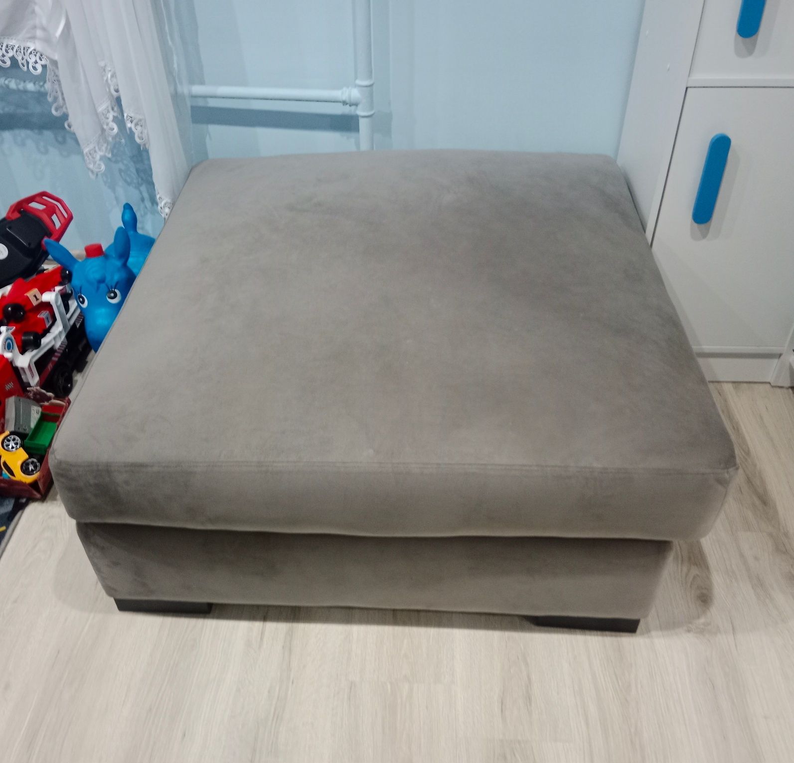 Sprzedam pufa / sofa 110x110x50