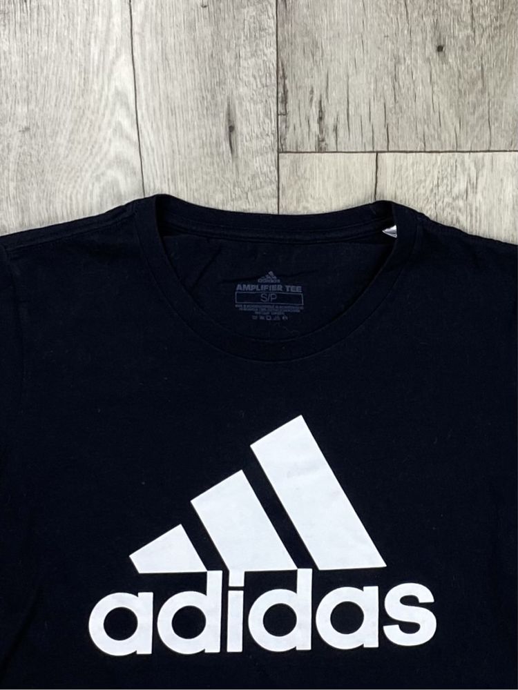 Adidas amplifier tee футболка топ S размер женская черная оригинал