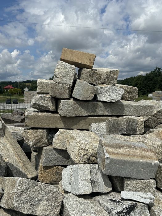 Granitowe obrzeża 1 metr 100 zł