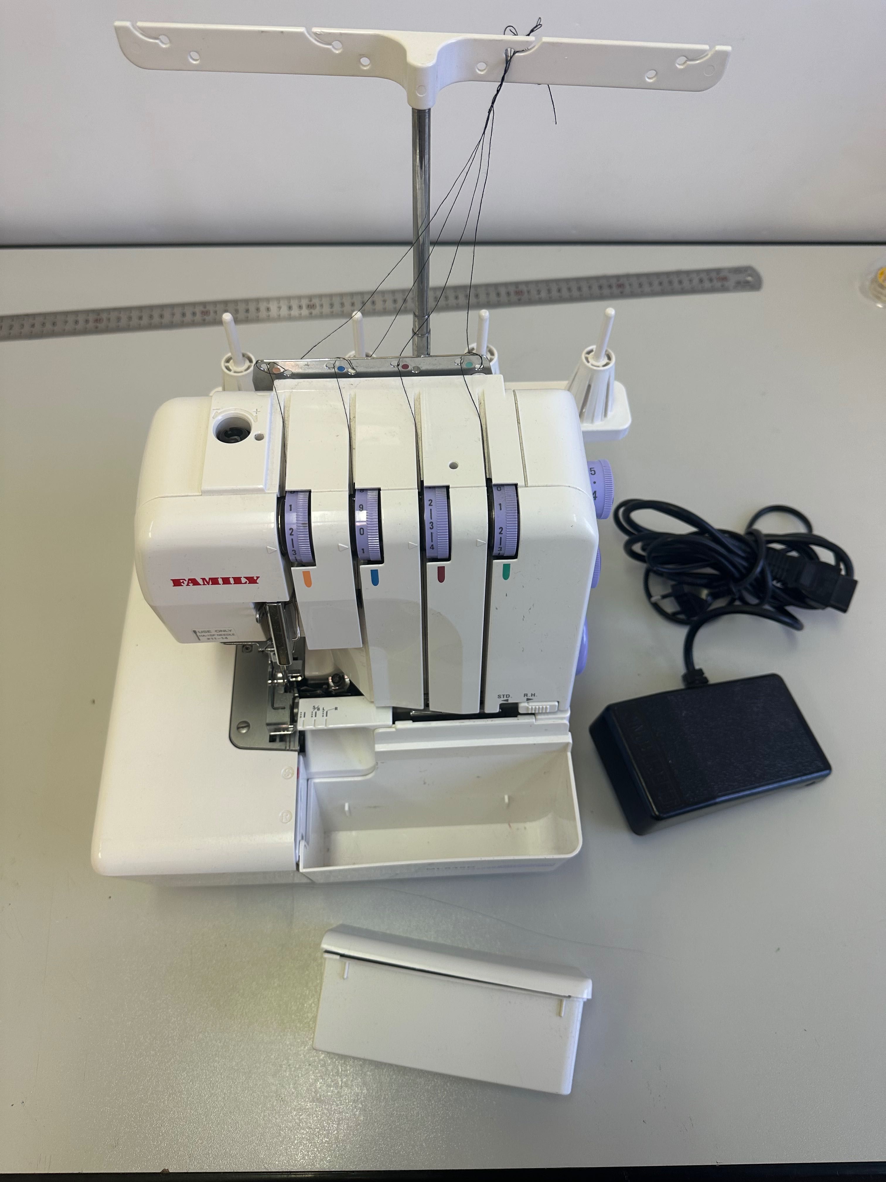 Оверлок FAMILY ML 645D