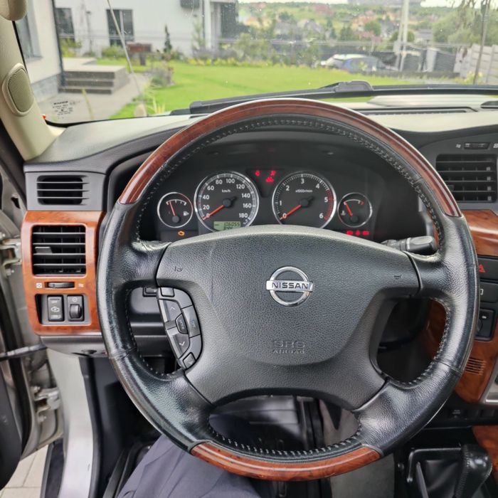 Nisan Patrol 2010 року випуску 3.0