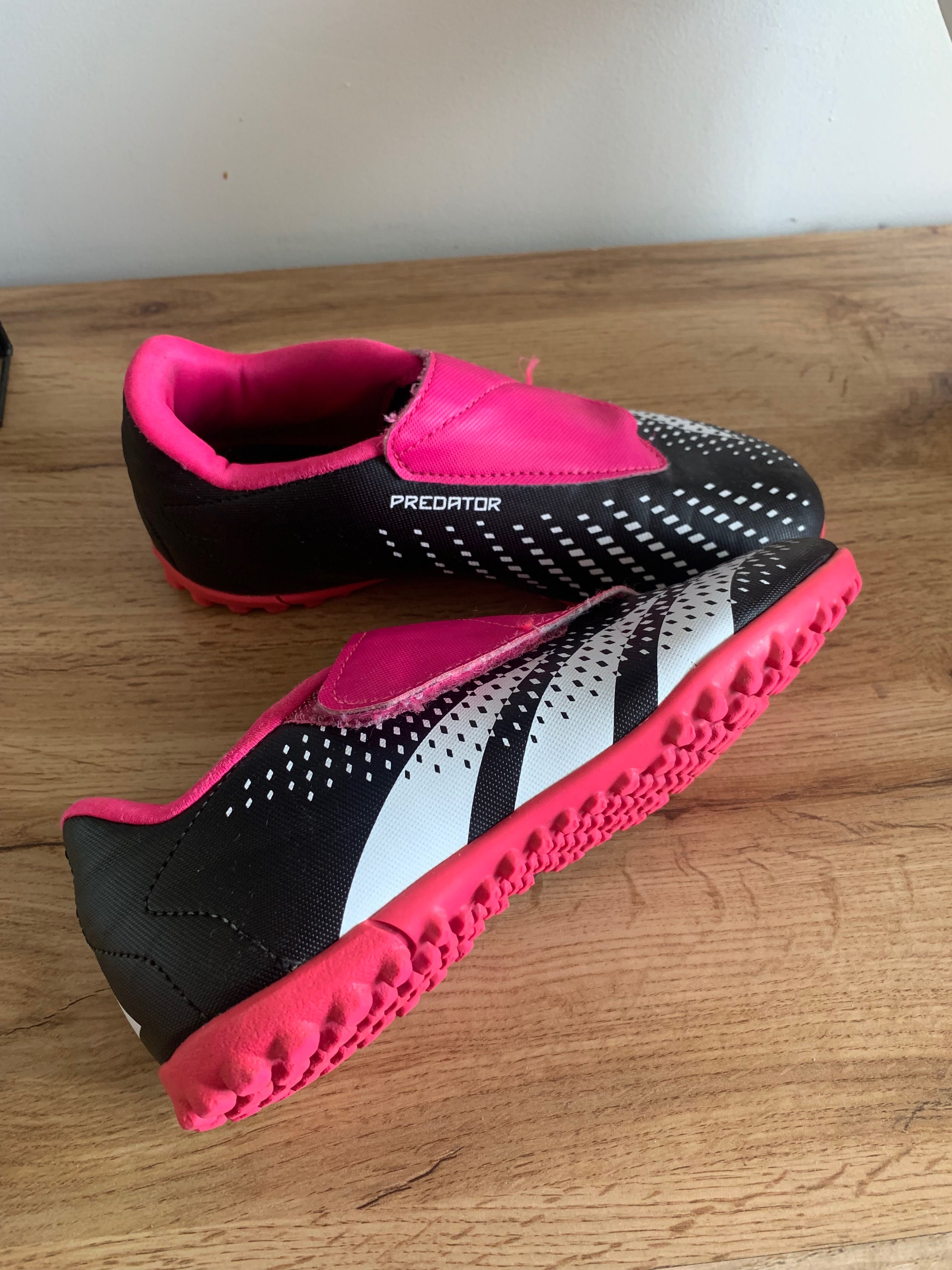Turfy Adidas Predator r 35
