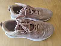 Buty sportowe na w-f rozmiar 38