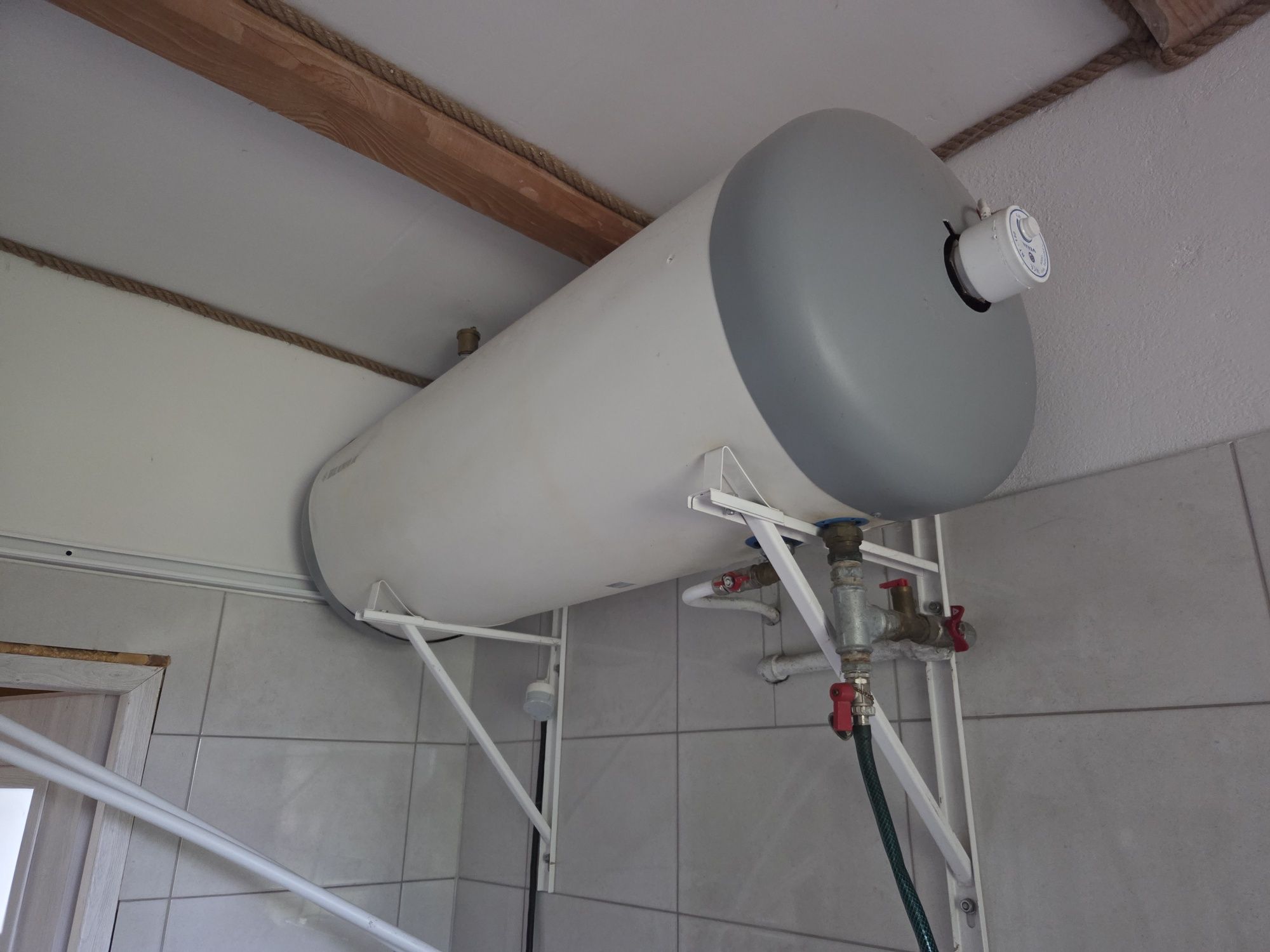 Bojler 120l z wężownica
