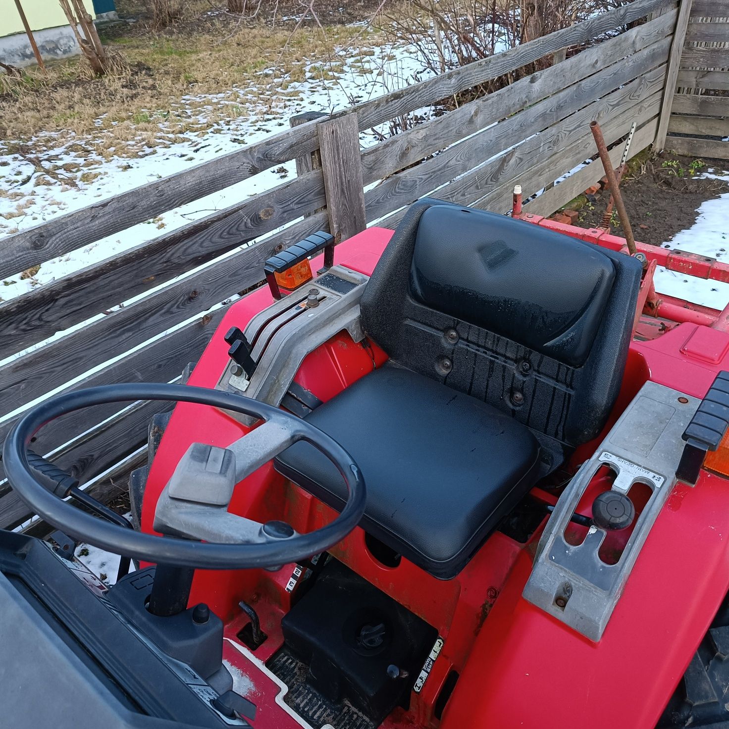Міні-трактор Mitsubishi MT20