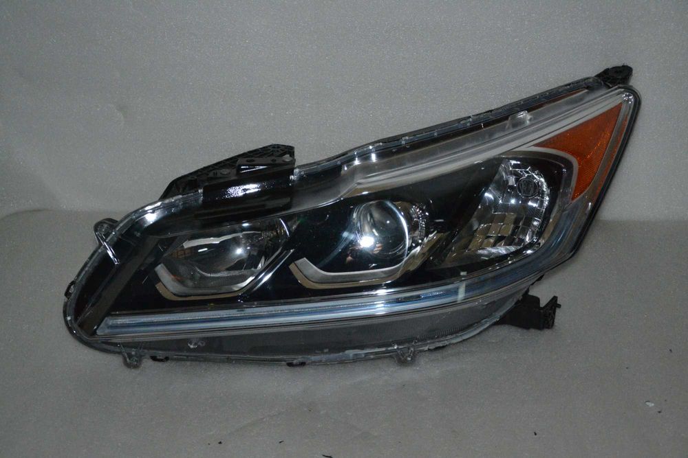 Левая фара Honda Accord 2012 2013 2014 2015 2016 2017