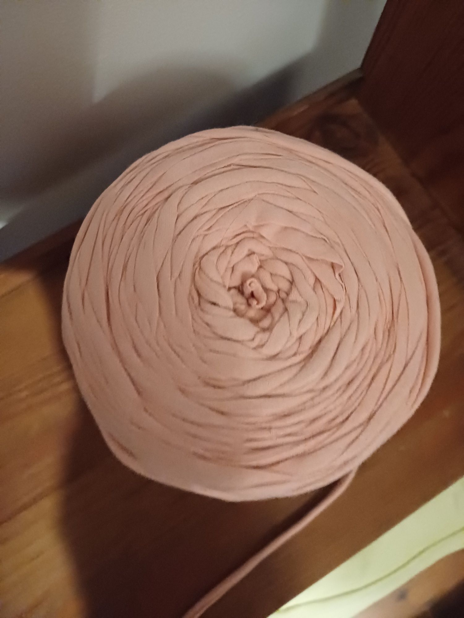 Motek bawełniany szeroką przędza t-shirt yarn róż natural spaghetti