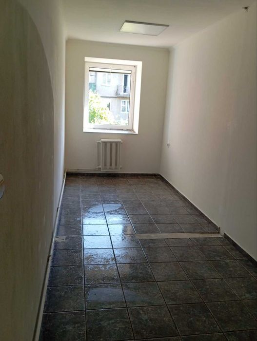 Оренда комерційного приміщення в м. Долина вул. Грушевського