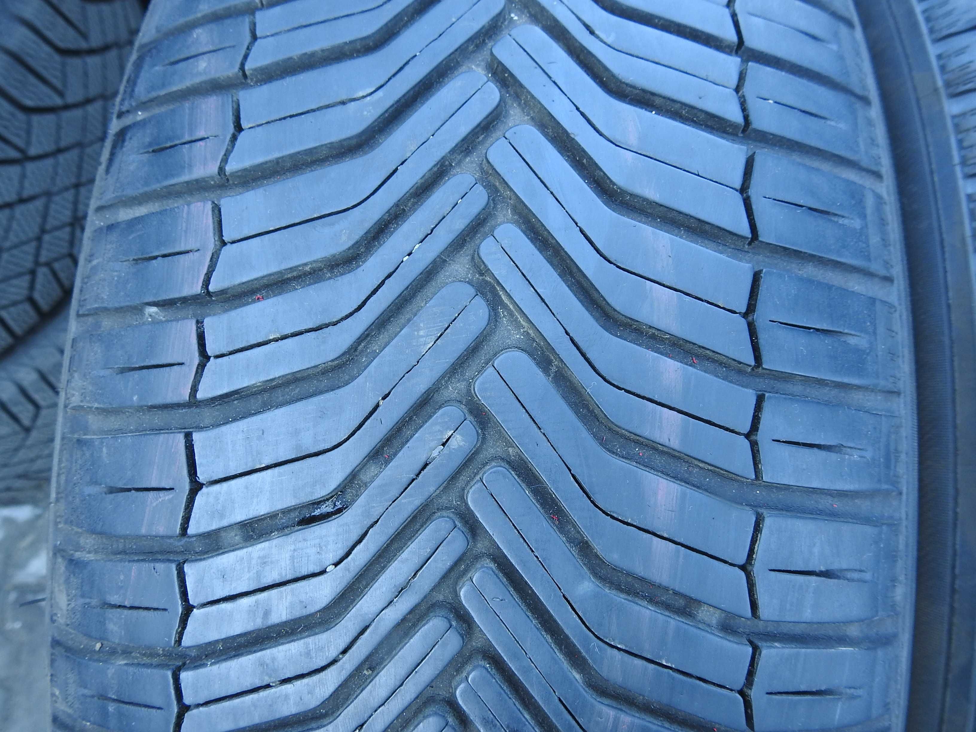 4x MICHELIN CrossClimate AO 235/60r18 103V 2021rok 4x6mm