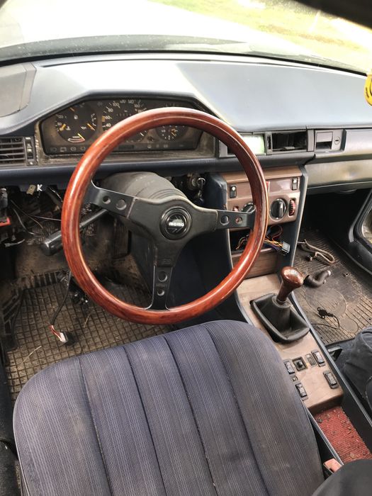 Розборка Мерседес 124 2.0;2.3;2.6 бенз;32.5;2.0дизель