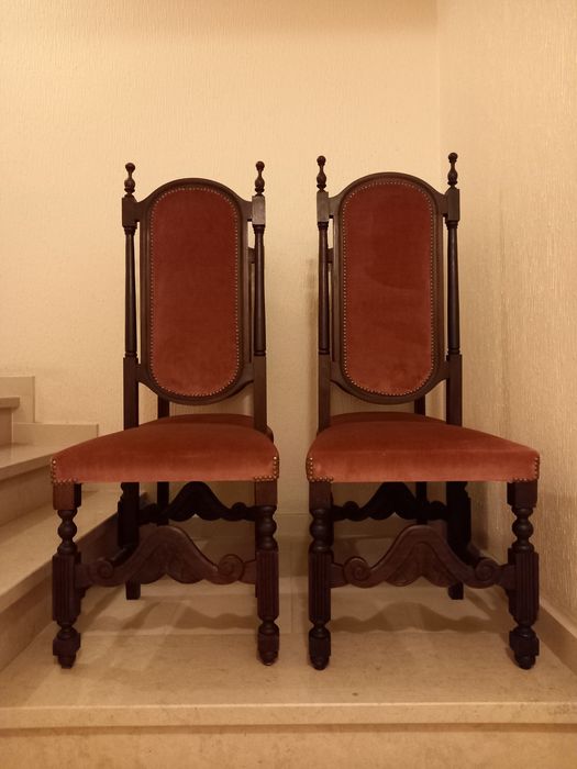 Cadeiras de madeira e veludo - conjunto de 4