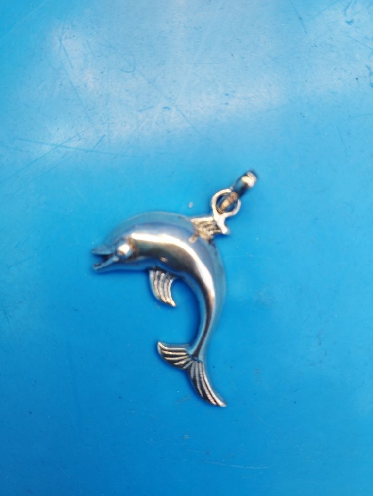 Pingente, pendente, amuleto. Golfinho. Peixe .Prata 925