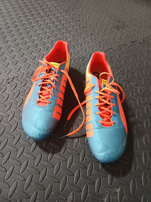 Chuteiras novas Puma