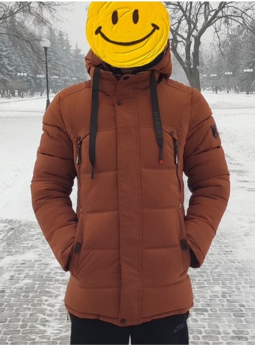 Прода зимнюю куртку на подростка