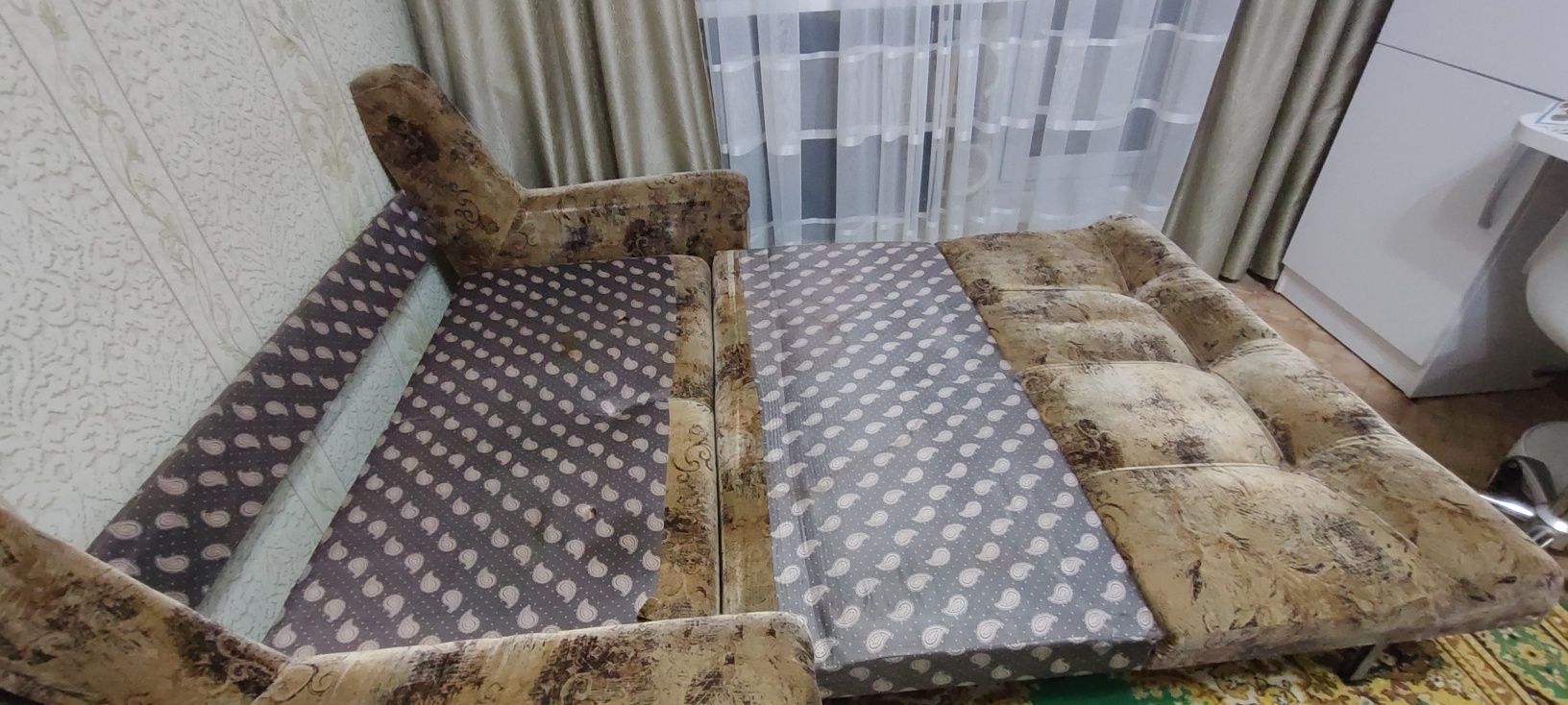 Продам диван б/у