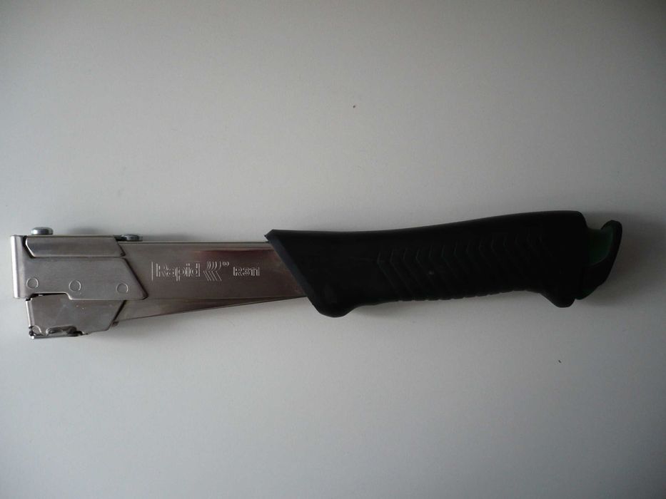 zszywacz młotkowy dekarski Rapid Pro R311