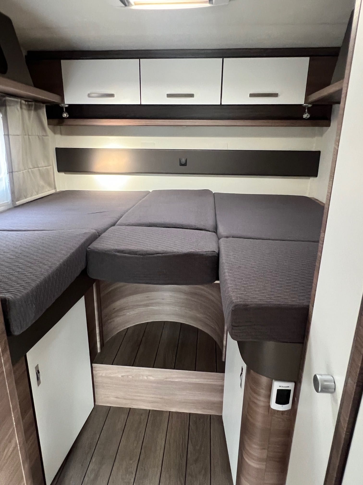 Kamper Knaus Live Wave 700 MEG
