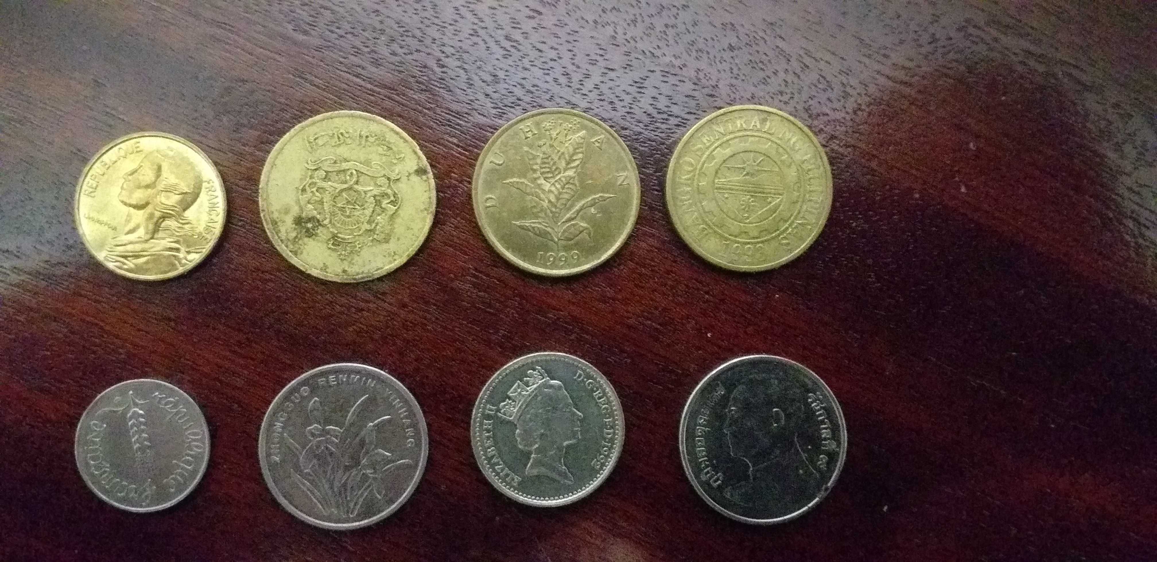 Moedas antigas para coleção