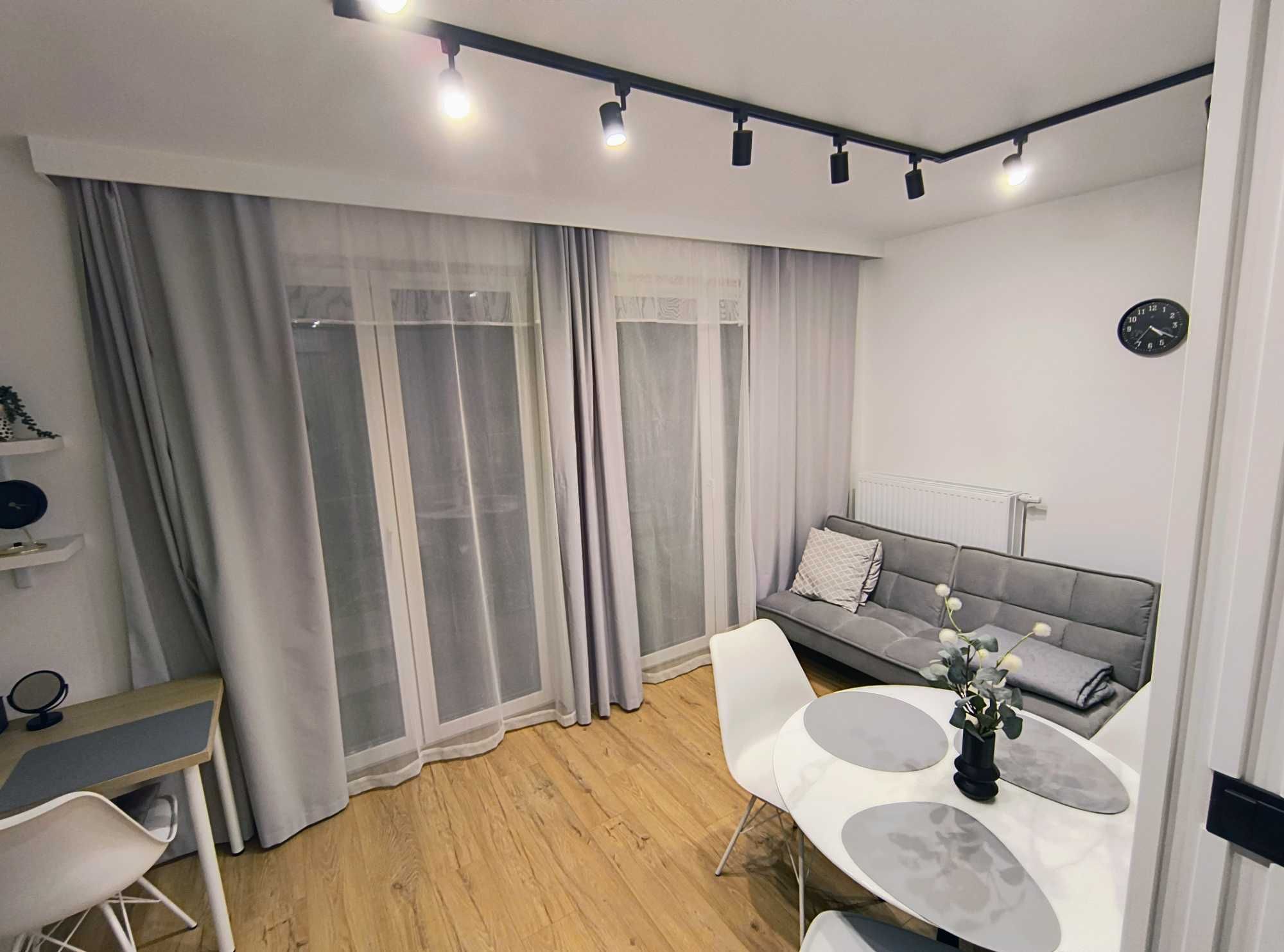 LUKSUSOWY APT 30m Balkon | Kazim. Wielkiego | Bez Prowizji NEW DESIGN